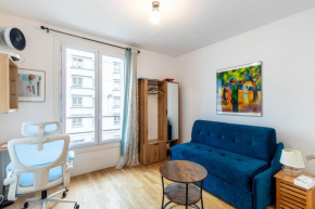 GuestReady - Cozy Retreat near Place de la Nation